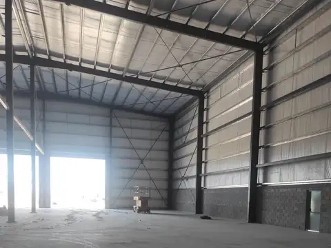 Galpon en Venta 40  mts Fondo