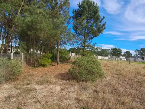 VENTA DE TERRENO 833mts EN CIUDAD DE LA COSTA