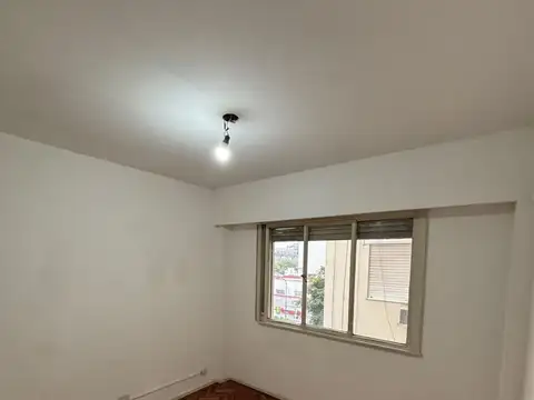 Departamento en Alquiler en Flores Norte, $ 630.000