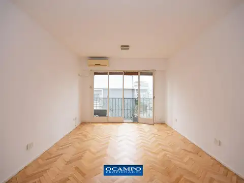 Luminoso departamento de 3 ambientes con guardacoches en Belgrano
