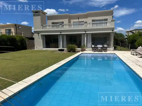 Casa en venta sobre lote Interno en San Gabriel - Villanueva.