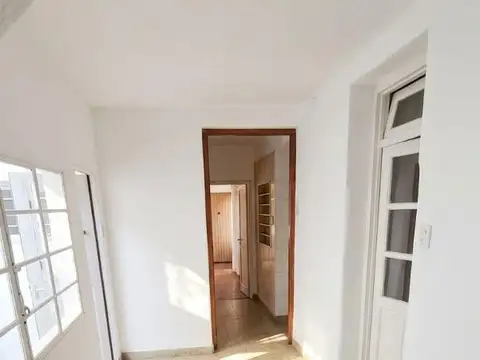 Depto Tipo Casa en Venta en Parque Chas, USD 215.000