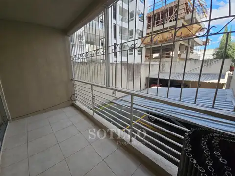 Departamento en Alquiler en Villa Devoto, $ 650.000