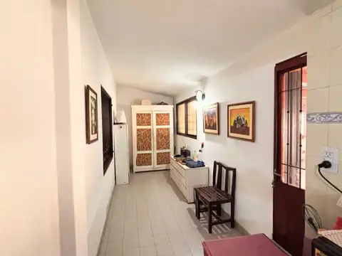 Casa 5 ambientes con 1 baño