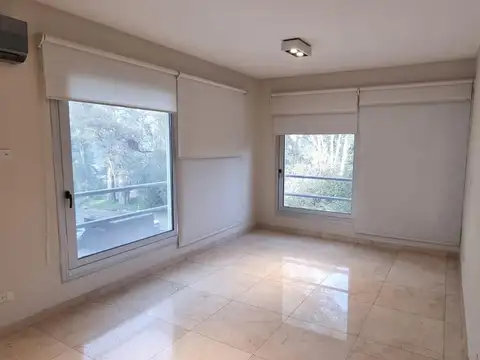 Departamento en Venta con 2 cocheras