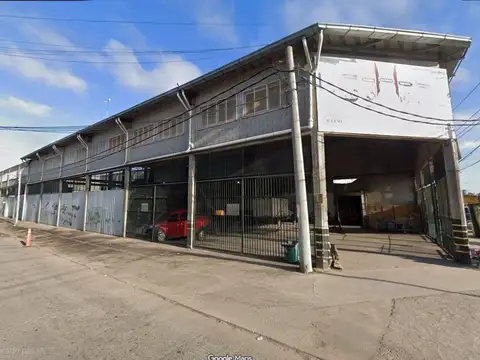 Galpon en Venta 64  mts Fondo
