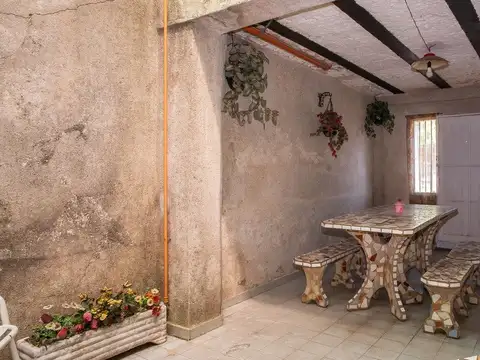 Casa en Venta con 1 cochera