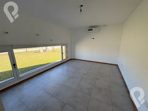 Casa en Venta en Countries y Barrios Cerrados en Ezeiza, USD 269.000
