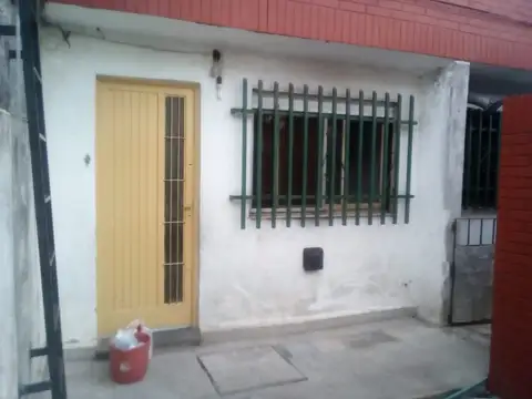 Avenida Presidente Perón 300
