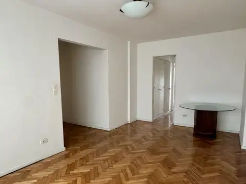 Departamento en venta 2 ambientes con dependencia en lo mejor de Recoleta
