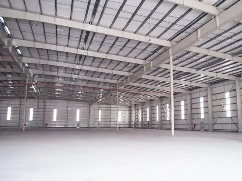 Cordoba y Wilde - Nave Logística AAA 8.700 m² , Piso 0