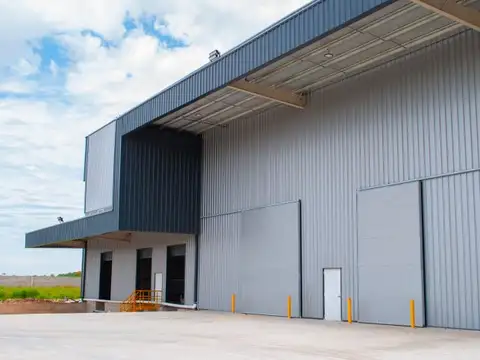 Nave Industrial 8.700 m² – Autopista Rosario–Córdoba y Wilde – Logística Premium
