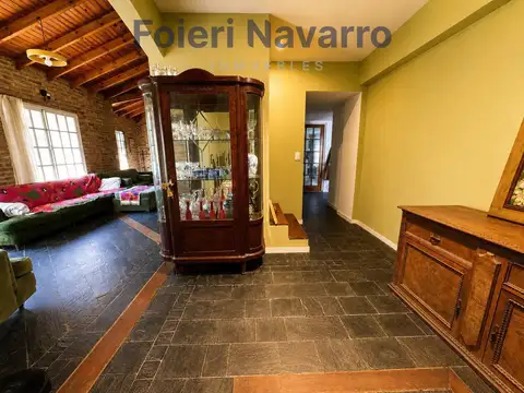 Casa 5 ambientes con 2 baños