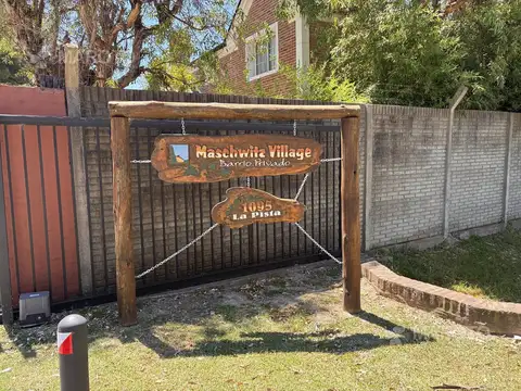 Casa en Venta en Maschwitz Village, USD 195.000
