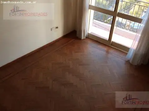 44 e 10 y 11 La Plata