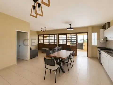 Casa 4 ambientes con 1 baño