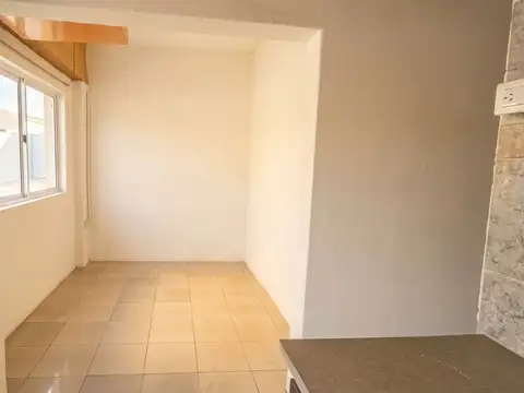 Depto Tipo Casa en Alquiler de Monoambiente
