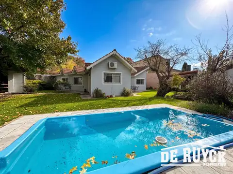 Chalet en Venta en Quilmes Oeste