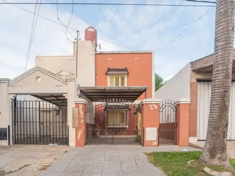 Venta Duplex con cochera 2 dormi y patio Santa Fe