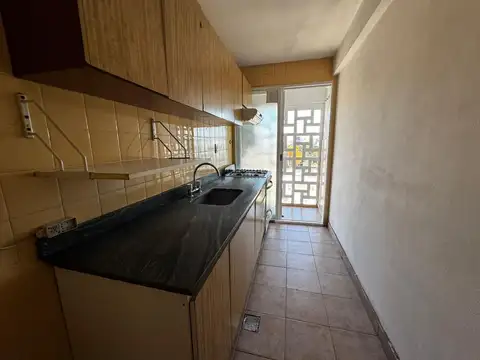 Monroe 4900, Piso 9