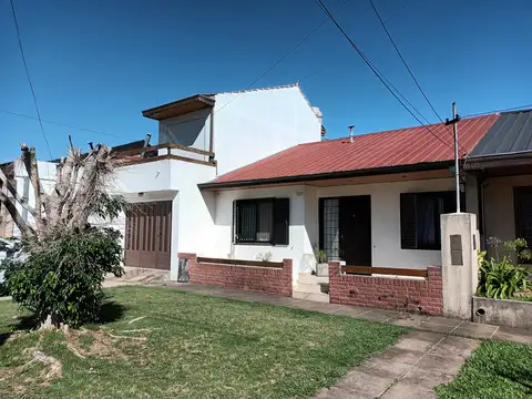 Hermosa casa en venta en Barrio La Porteña, Hudson
