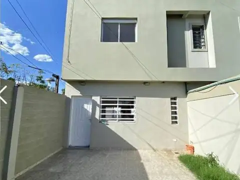 Dúplex en venta 139 entre 34  y 35