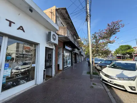 Local en Alquiler 40 años