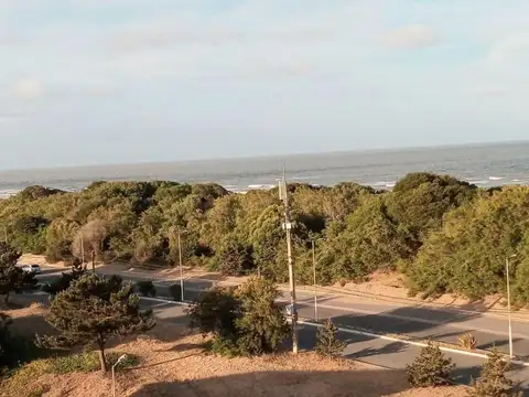 Av. Costanera 2151 , Piso 5