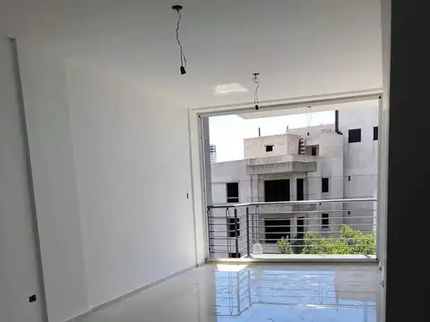 Departamento en Venta con 8 cocheras