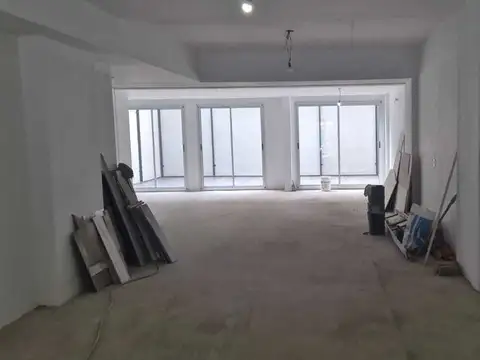 Local en Alquiler en Paternal, $ 3.000.000