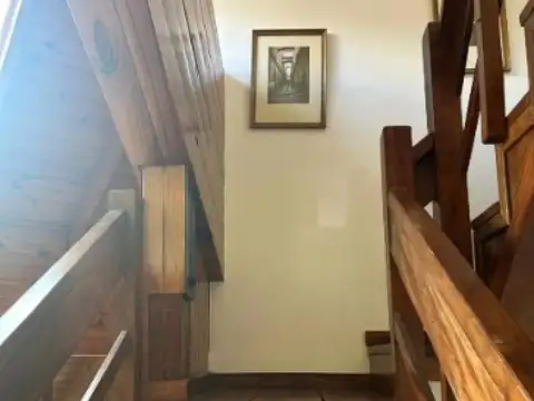 Casa 6 ambientes con 2 baños