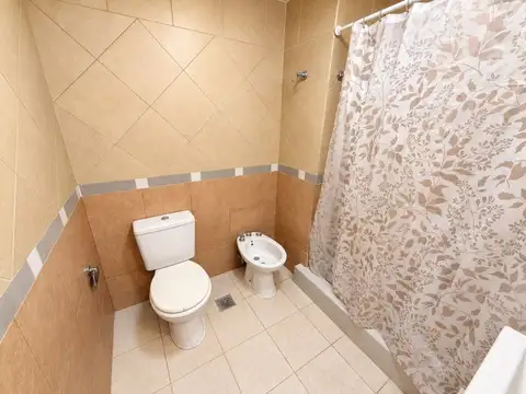 Depto Tipo Casa 2 ambientes con 1 baño