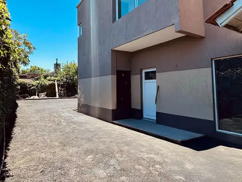 Consuiltorios en alquiler en Castelar Norte