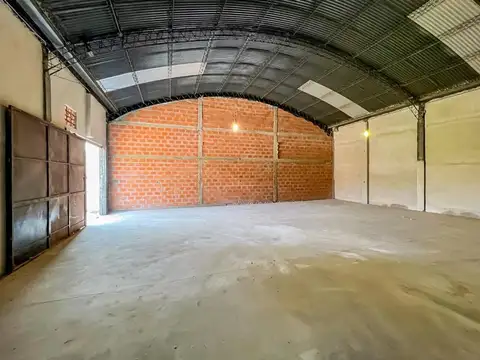 Galpon en Venta en Barrio Parque Field, USD 140.000