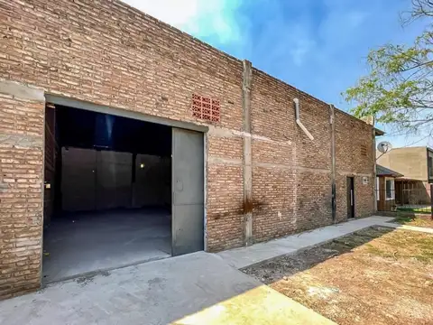 Galpon en Venta en Barrio Parque Field, USD 140.000