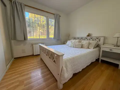 Depto Tipo Casa en Alquiler 26 años