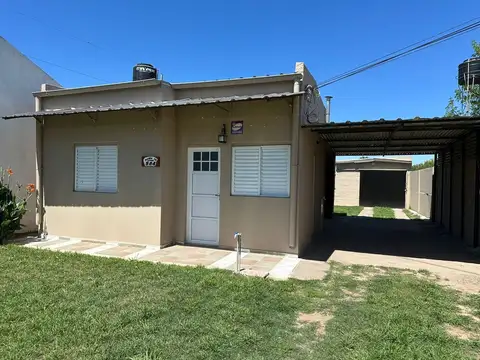 ALQUILER CASA 1 DORMITORIO CON PATIO LEHMANN