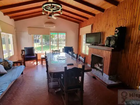 Casa en Venta con 1 cochera