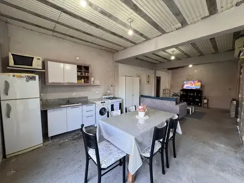 Casa 4 ambientes con 3 baños