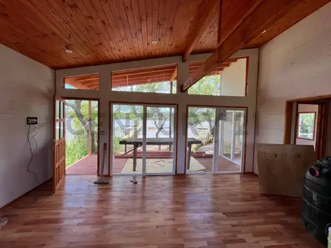 Casa 3 ambientes con 1 baño