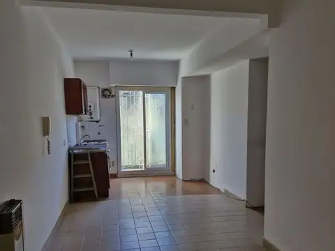 CUENCA 2000, Piso PB