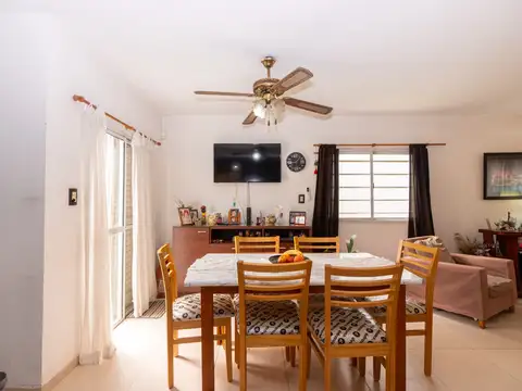 Casa Duplex en venta en Gonnet
