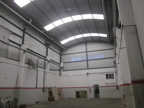 Galpon en Venta en Villa Maipu, USD 175.000