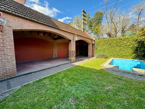Casa 6 ambientes con 3 baños