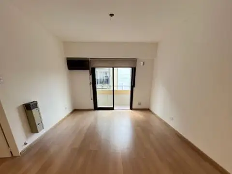 Entre Ríos al 300 (Departamento 3 dormitorios C/Balcón)