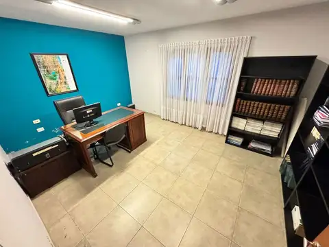 Zona Sur. Avenida Monseñor Tavella 2500