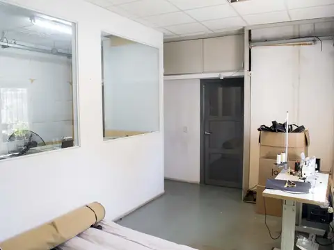 Depósito en venta Villa Adelina