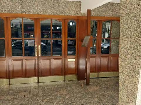 EXCEPCIONAL INMUEBLE FRENTE A SHOPPING ALTO PALERMO IDEAL PROFESIONAL O POSIBILIDAD VIVIENDA