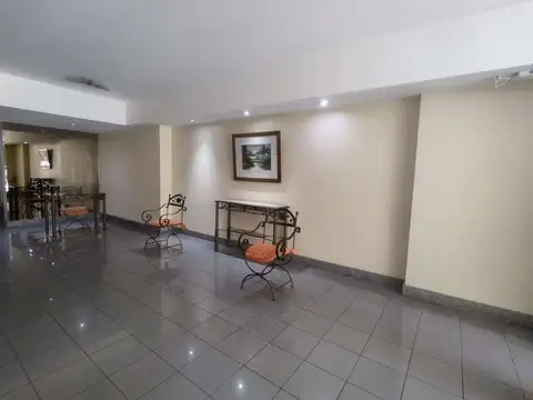 Departamento en Alquiler en Monserrat, $ 450.000