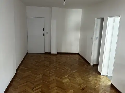 Montañeses 1800, Piso 2